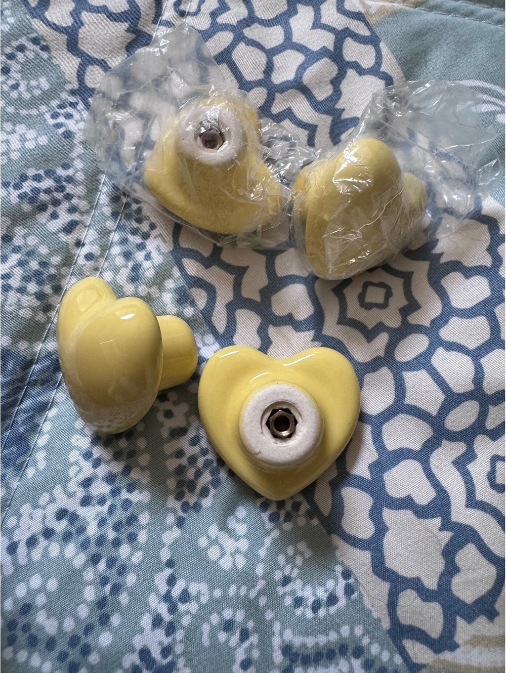 Set of 4 Yellow Ceramic Heart Drawer Knobs Cabinet Pulls  (No Screws)